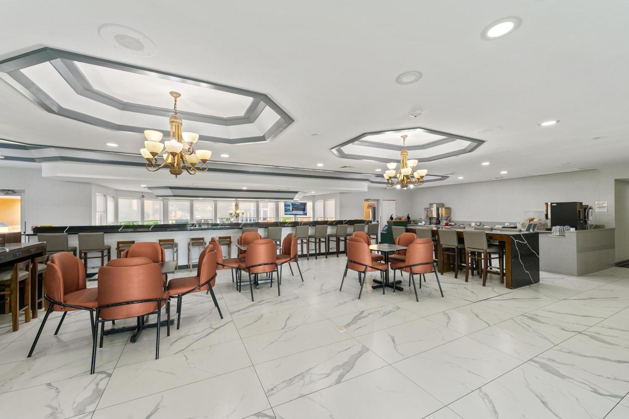 Chicago Club Inn & Suite Oakbrook Terrace Exteriör bild