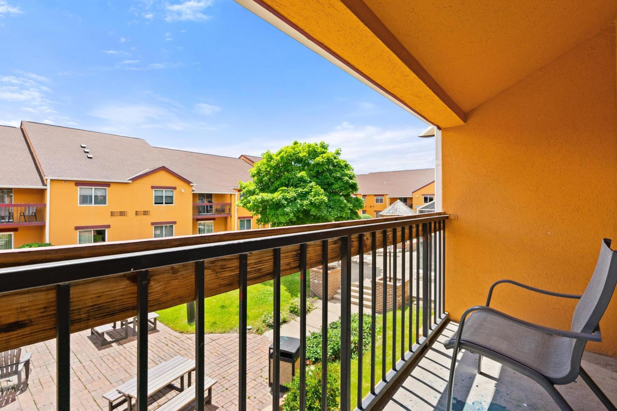 Chicago Club Inn & Suite Oakbrook Terrace Rum bild